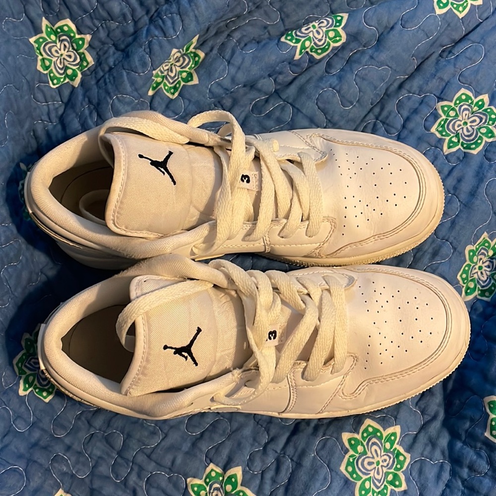 All white Jordan’s